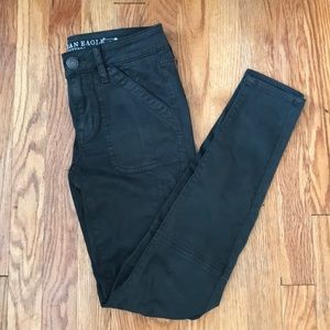BNWOT American Eagle Green Moto Jegging sz 2